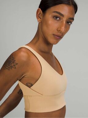 lululemon athletica Nude V-Neck Longline Sports Bralette